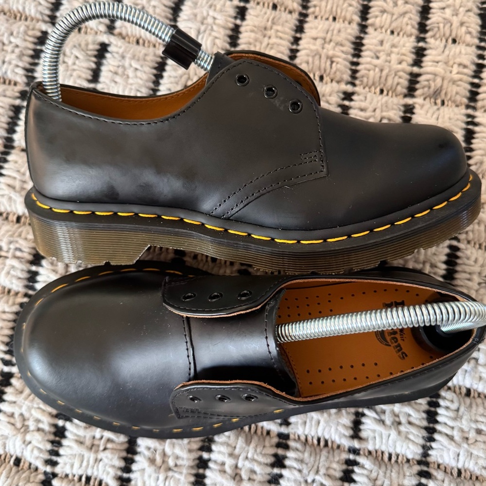Black Leather Oxford Women’s Shoes Size 7 US or 38 EU New Preppy Academia Grunge